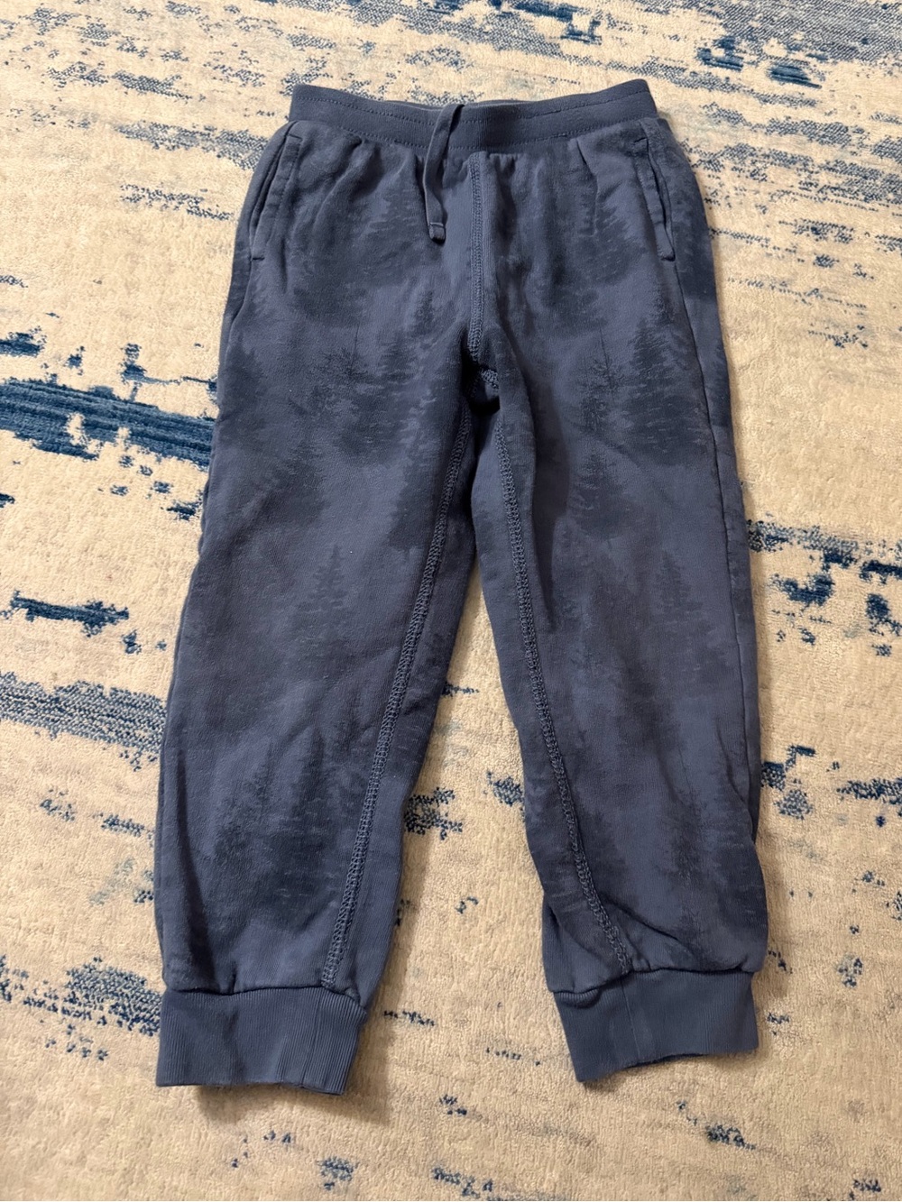Tea Collection Blue Tree Camo Joggers Size 5